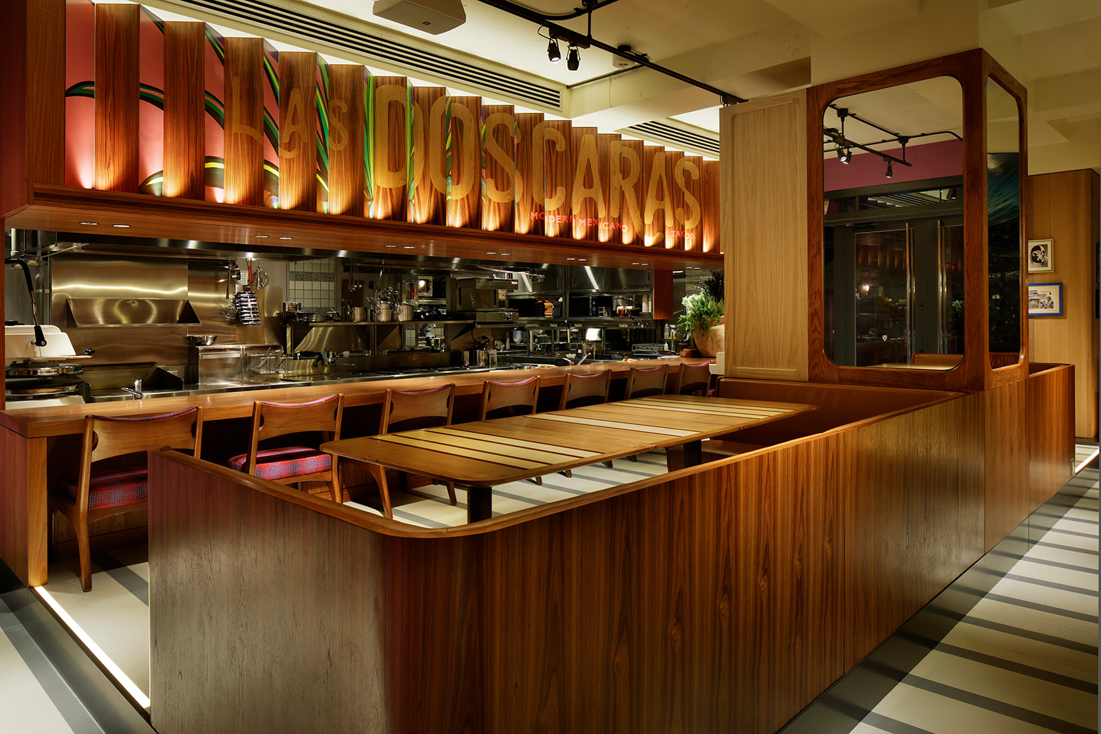 LAS DOS CARAS MODERN MEXICANO Y TACOS 原宿|料理長・料理長候補の求人画像3枚目