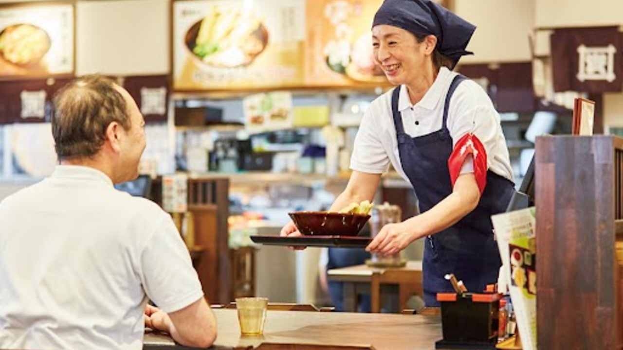 資さんうどん|キッチンスタッフの求人画像1枚目